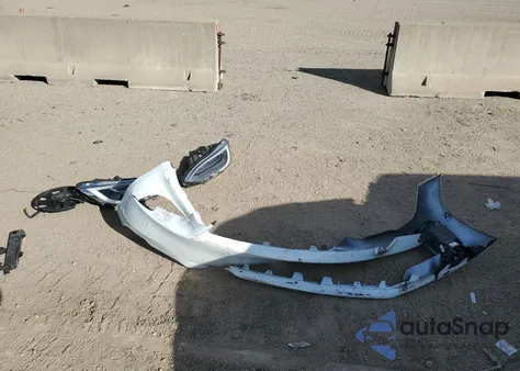 2019 Tesla Model S из США, поврежденный, VIN 5YJSA1E23KF306507